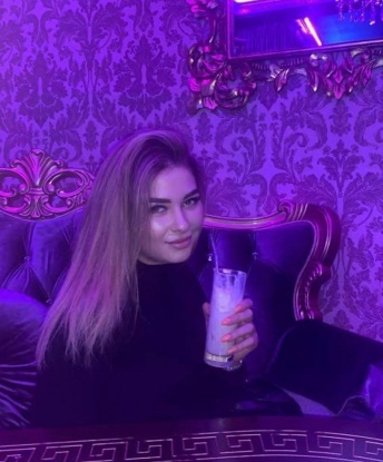 💫 Я живу в Москве, и готова подарить тебе незабываемое время в нашей столице. 🌃 Обладая широкими возможностями и опытом, я гарантирую встречу на высшем уровне. 💋 Ты можешь рассчитывать на мое внимание и заботу, ведь твое удовлетворение - моя главная цель. С фото и отзывами ты можешь ознакомиться на моей странице. 💕 Не медли, мой дорогой, давай создадим вместе нашу неповторимую и яркую историю! 😉🔥 Таня