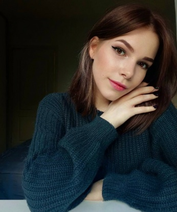 😍 Я креативная и чувственная девушка с опытом, способная удовлетворить самые скрытые желания. 💋 Мои услуги - это настоящий искусный танец на границе удовольствия и страсти. 🔥 Я знаю, как доставить тебе истинное наслаждение и сделать с тобой все, о чем ты только мечтаешь. 😈 Мои возможности безграничны, и я открыта новым экспериментам. 💦 У меня есть подтвержденные отзывы от довольных клиентов, которые оставят тебе только самые теплые воспоминания. 💕 Позволь мне сделать твои фантазии реальностью - я жду тебя, в Москве. 😉🌃 Фото 100% мои - их можно увидеть на моем профиле. 💯 Жду твоего звонка, чтобы мы смогли воплотить все твои самые потаенные фантазии в жизнь! 📞🔞 Надежда